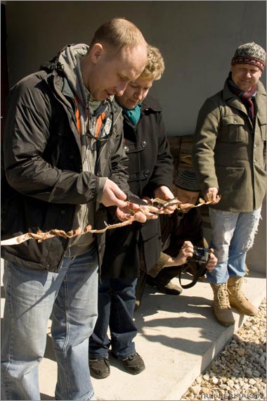 Ajalooliste Võtete keskuse avamine ja tõrva põletamine retortahjuga 24.04.2010. Foto Triin Jermakov